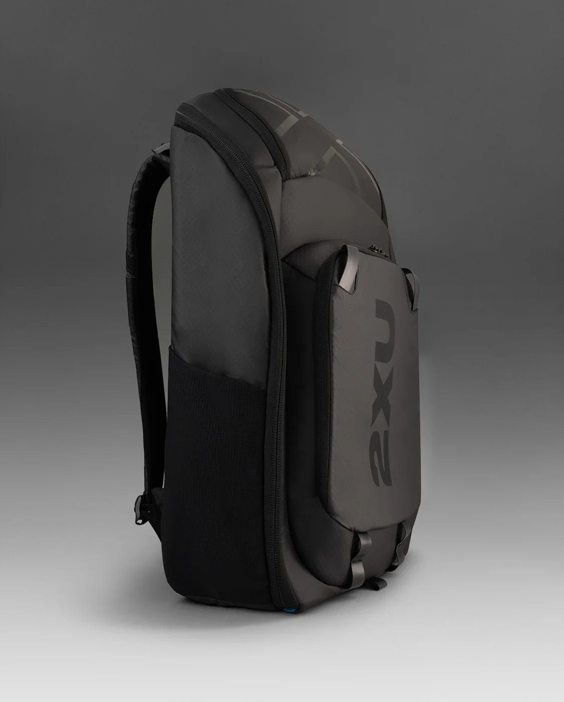 2XU Unisex Transition Backpack - Black / Aloha - Image 5