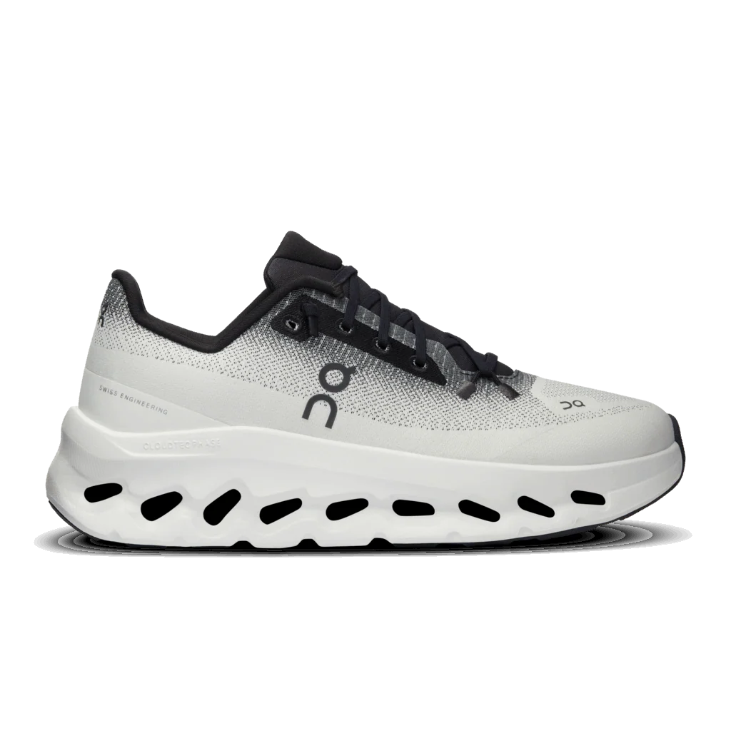 On Women Cloudtilt - Black / Ivory - Image 7