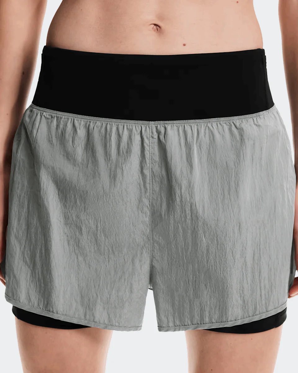 On Women Performance Volt Shorts - Glacier - Image 8