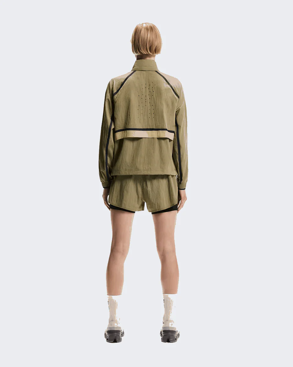 On Women Performance Volt Shorts - Safari - Image 4