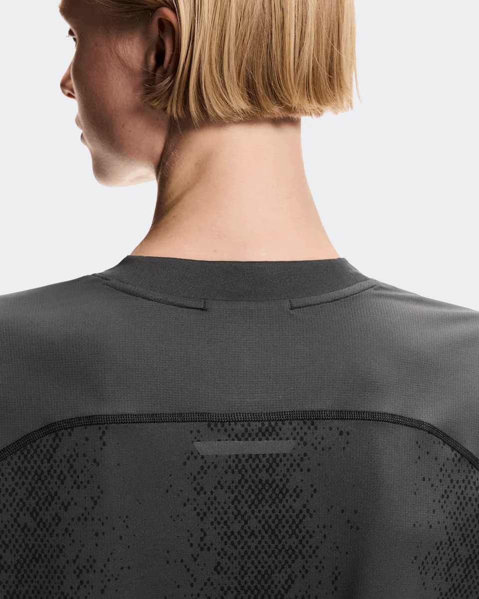 On Women Performance Volt-T - Iron - Image 7