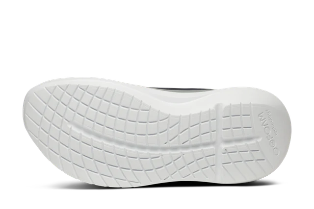 OOFOS Men OOmy Stride - White / Black - Image 6