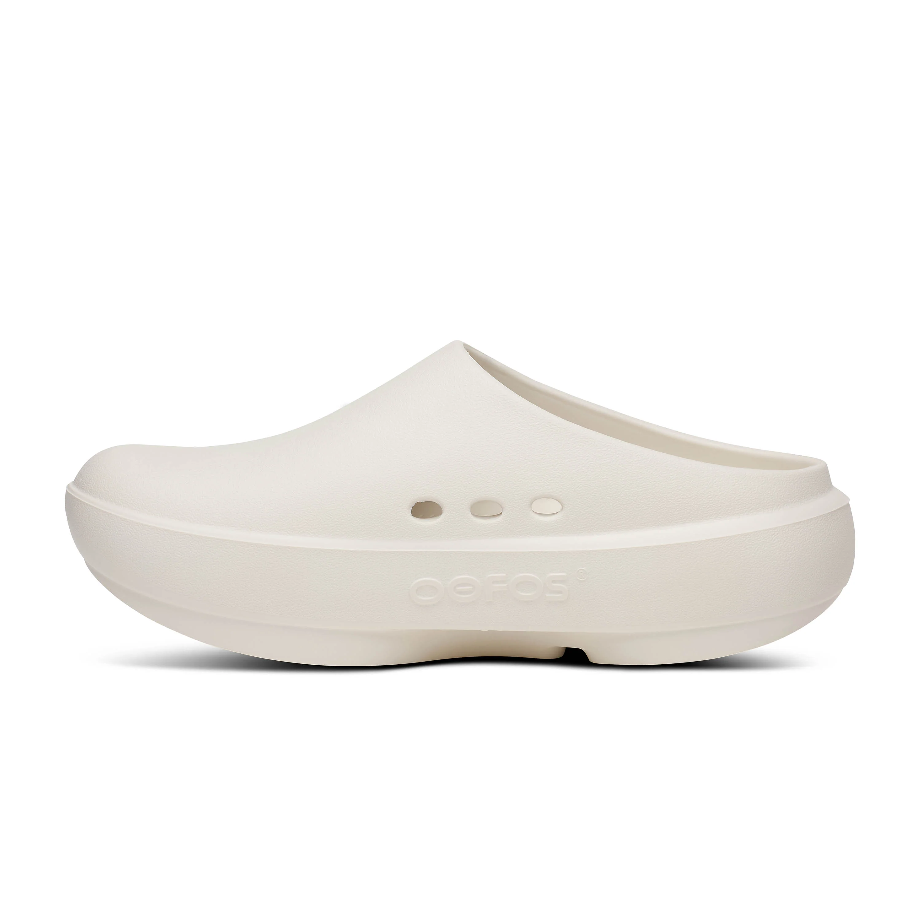 OOFOS Unisex Cloog Plus - Chalk - Image 8